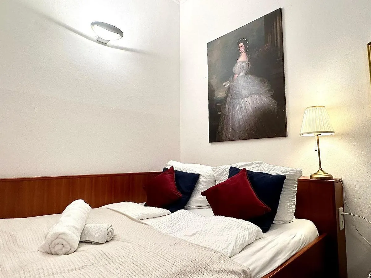 Central - 30 M² - Next To Augarten Vienna