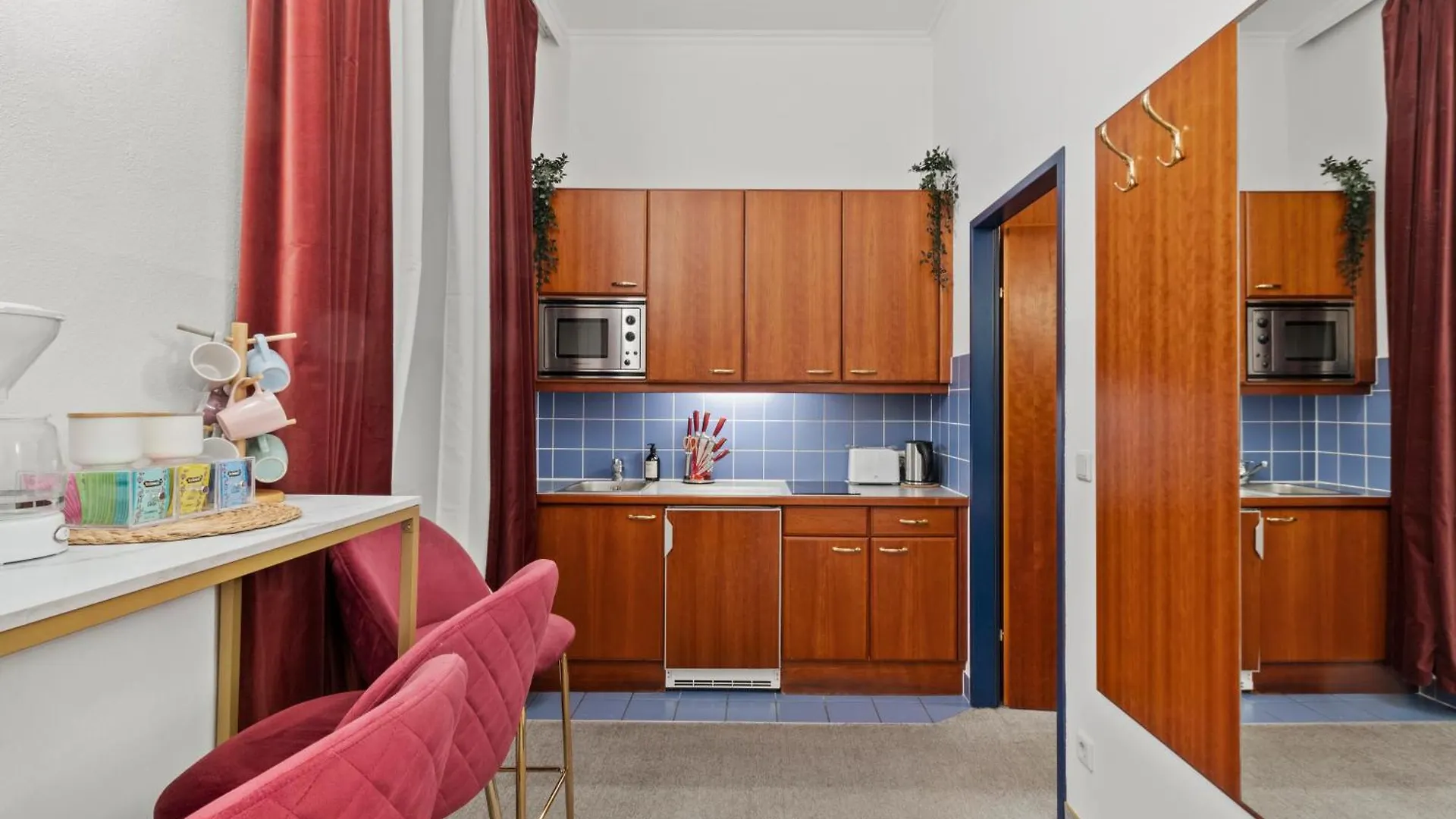 Central - 30 M² - Next To Augarten Vienna 0*,  Austria